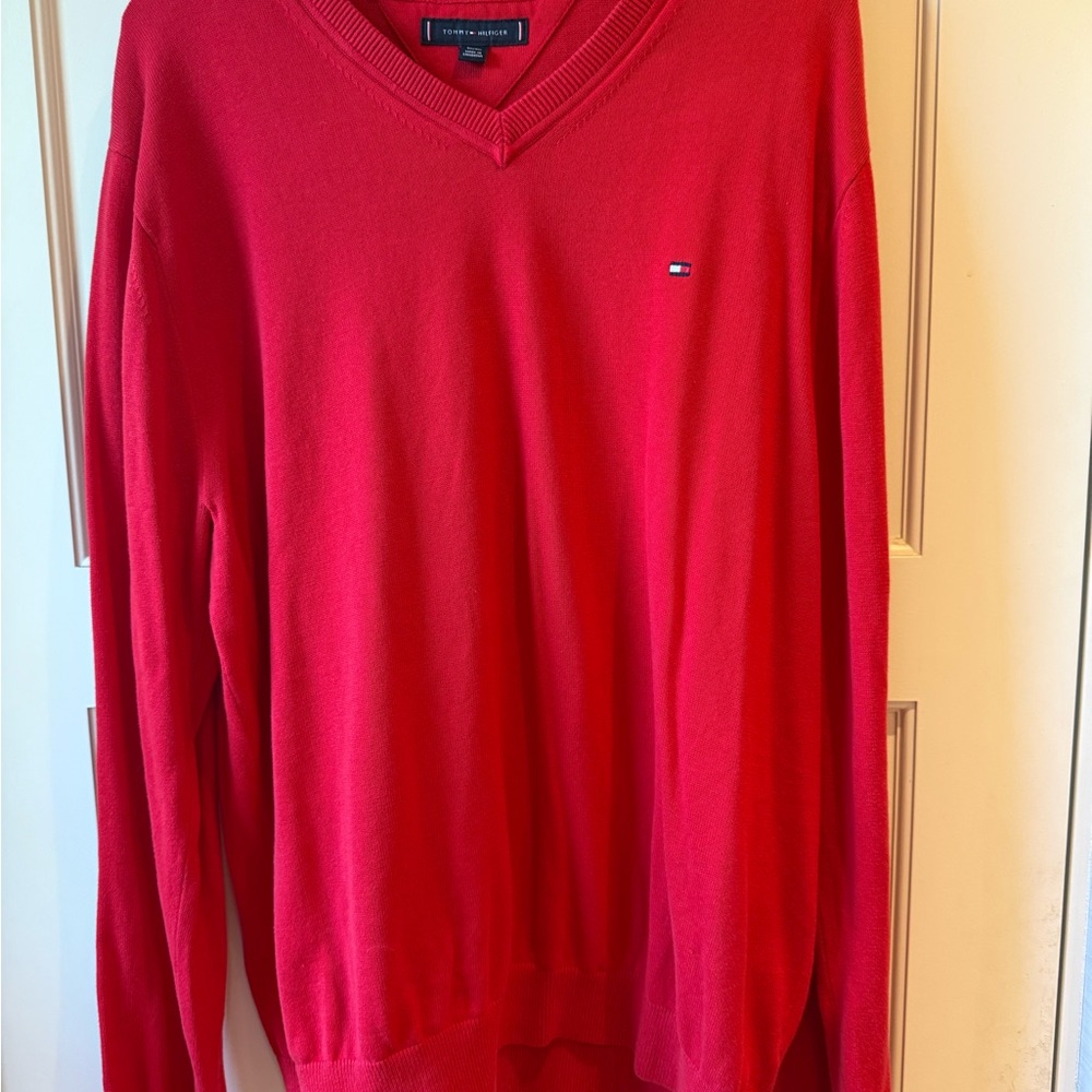 Tommy Hilfiger Men's V-Neck Red Sweater, size XL